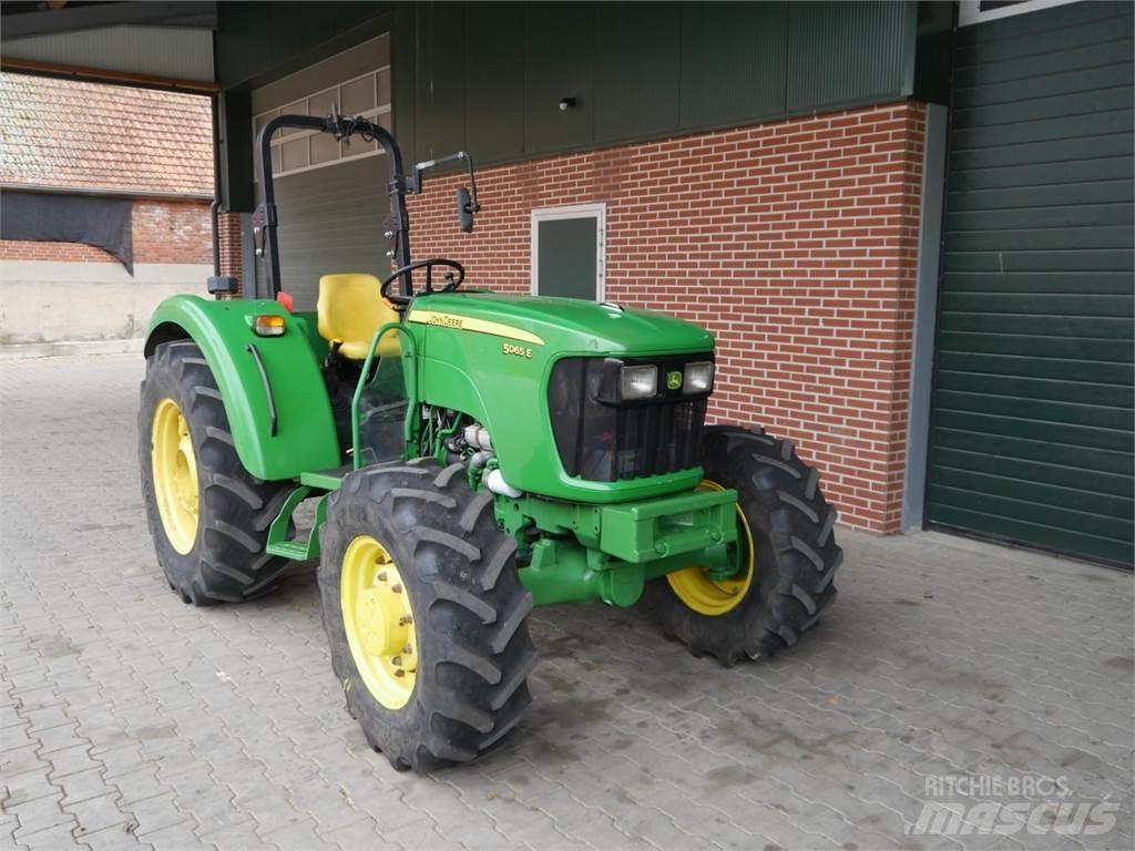 John Deere 5065E Tractors