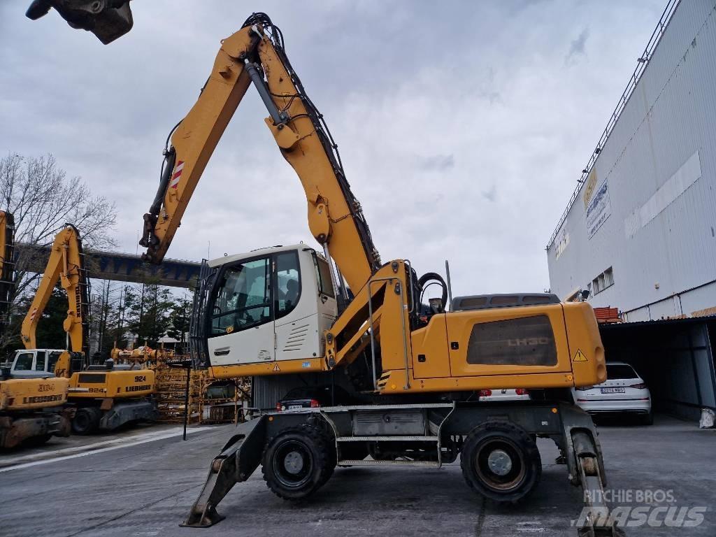 Liebherr LH 30 M Waste / Industry Handlers