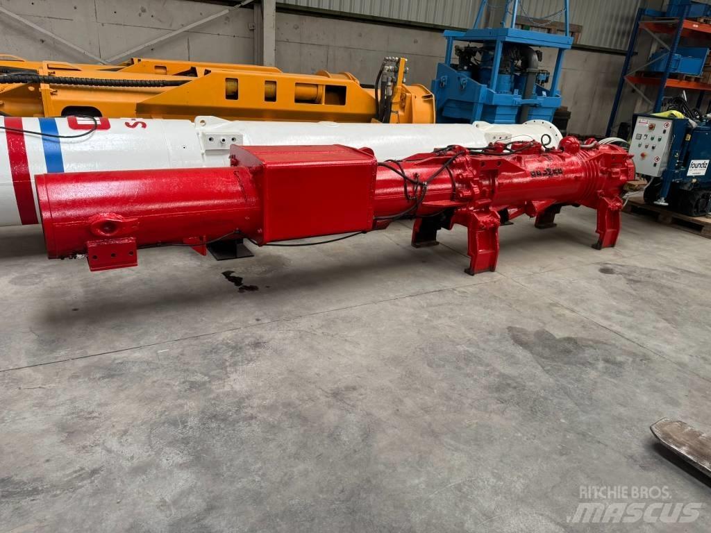 Delmag D30-13 Diesel pile hammers