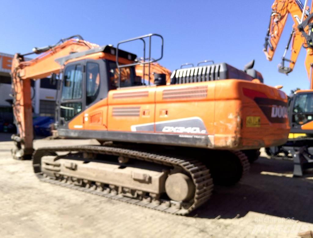 Develon DX340LC-5 Crawler Excavators