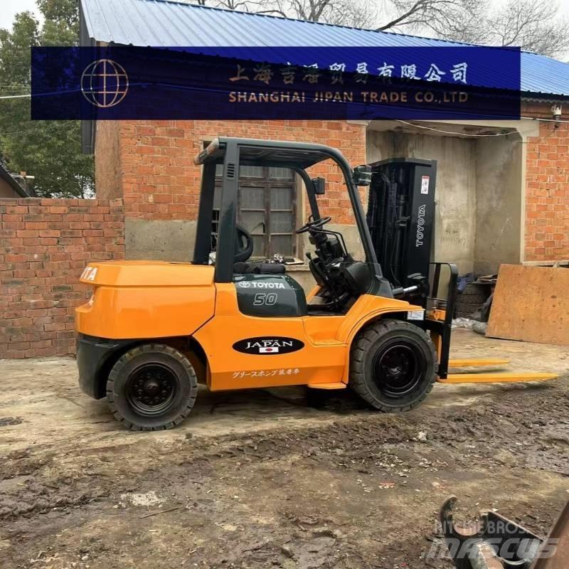 Toyota 5 ton Diesel Forklifts