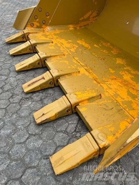 CAT 374 lre Bucket Buckets