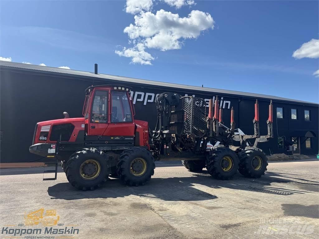 Komatsu 895 Forwarders
