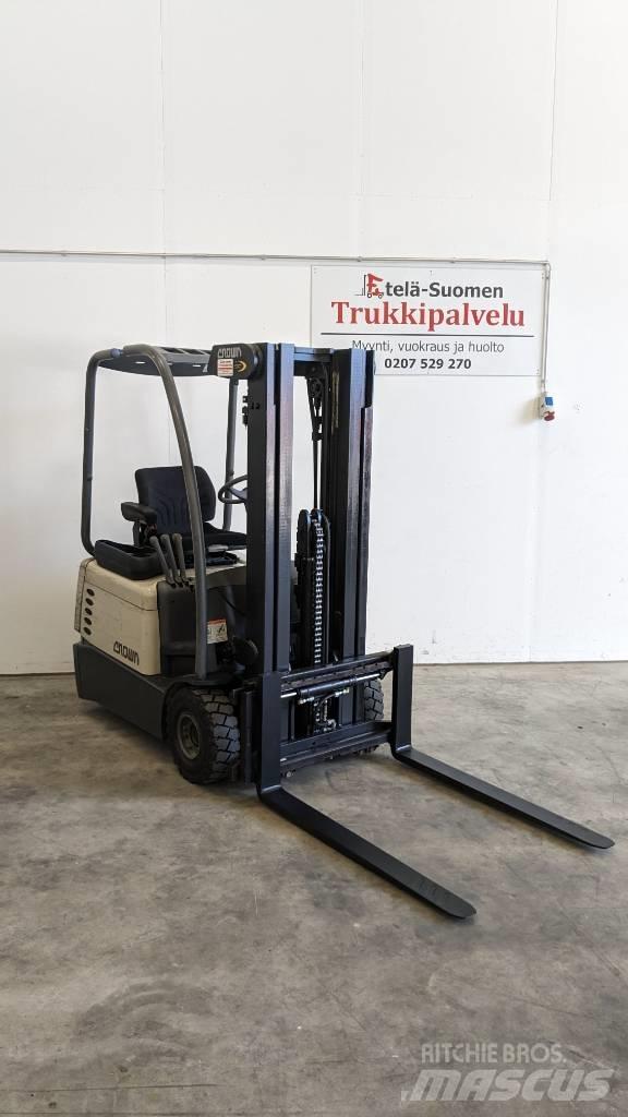 Crown SC3210-1.3 Electric Forklifts
