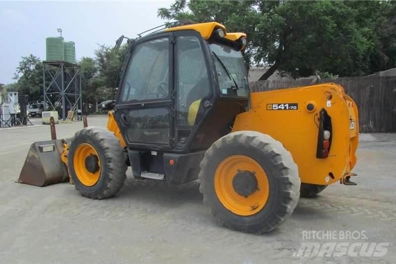 JCB 541-70 Other Trucks