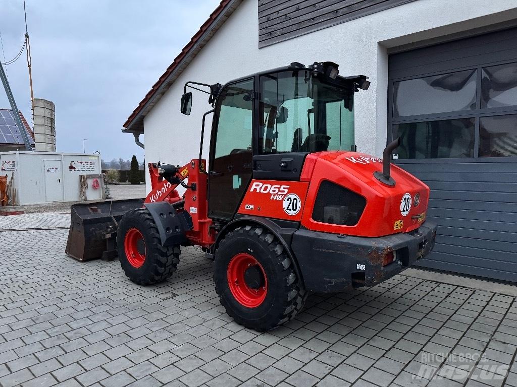 Kubota R 065 Wheel Loaders
