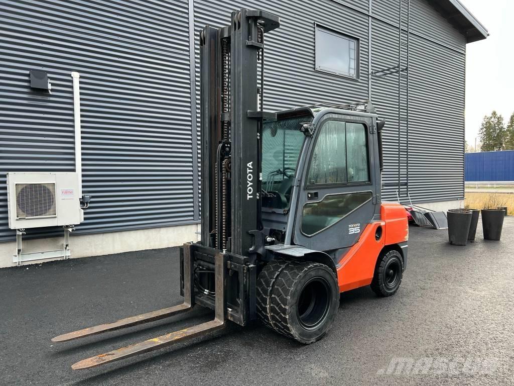 Toyota 52-8 FD JF 35 Diesel Forklifts