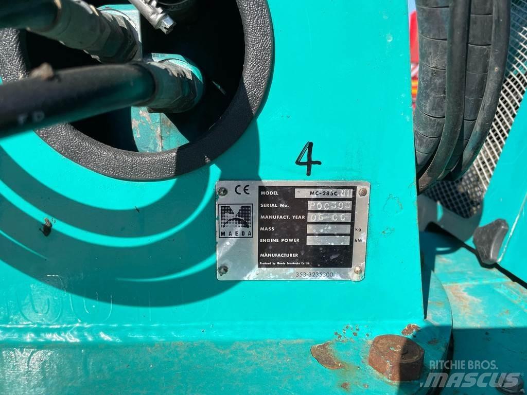Maeda MC285C RME Crawler Cranes
