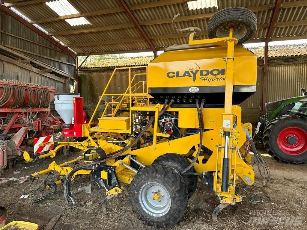 Claydon Hybrid 3 Farm Drills