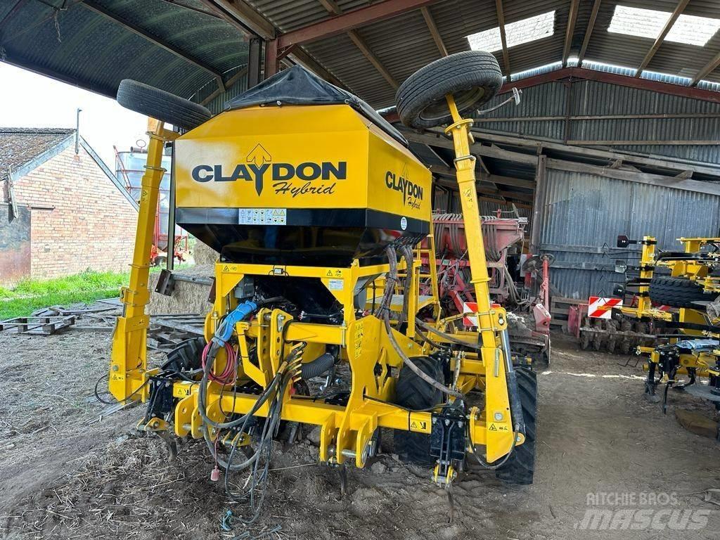 Claydon Hybrid 3 Farm Drills