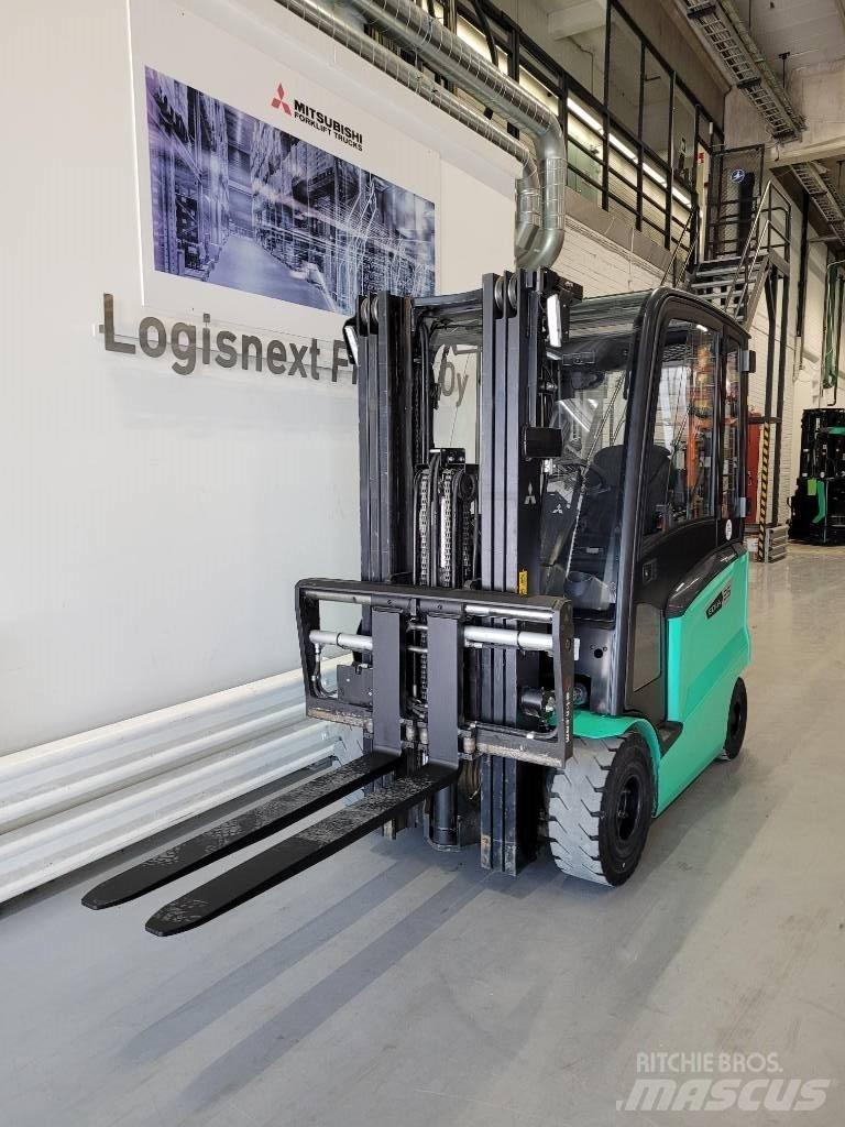 Mitsubishi FB 25 CN Electric Forklifts