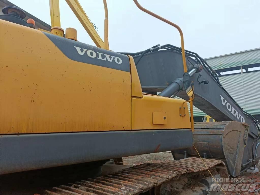 Volvo 480 Crawler Excavators
