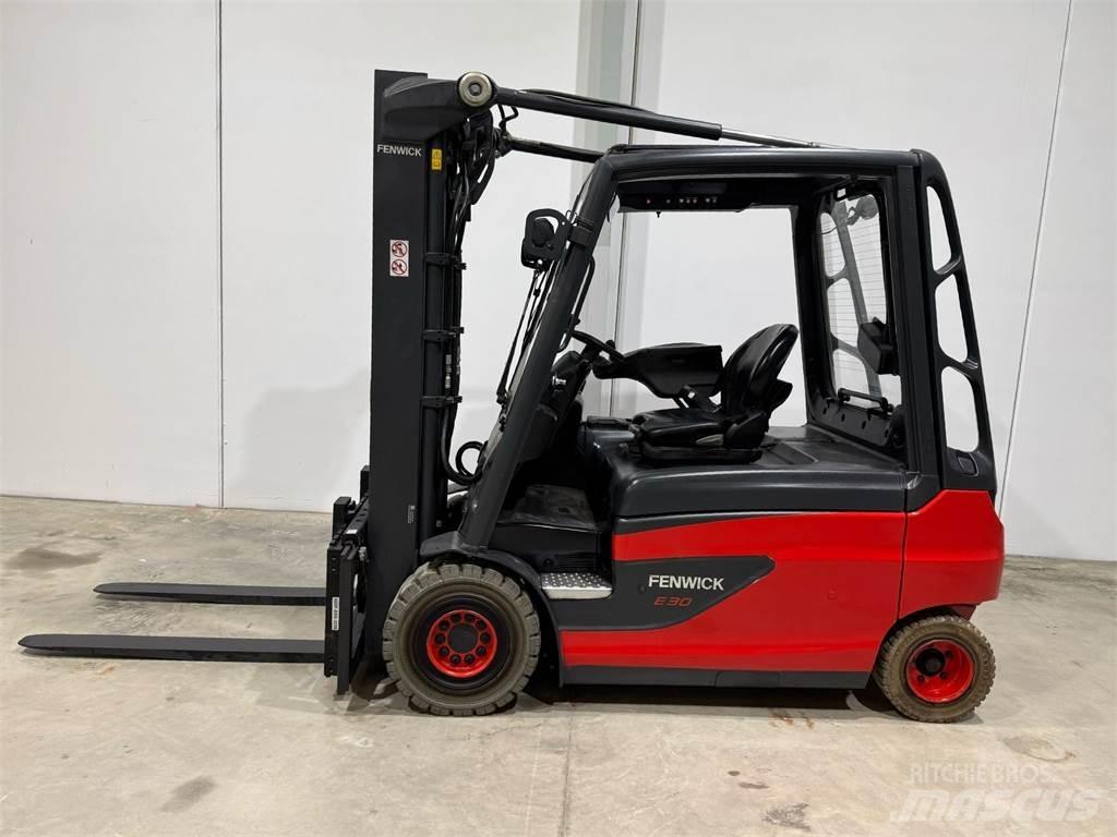 Linde E30L 01 Electric Forklifts