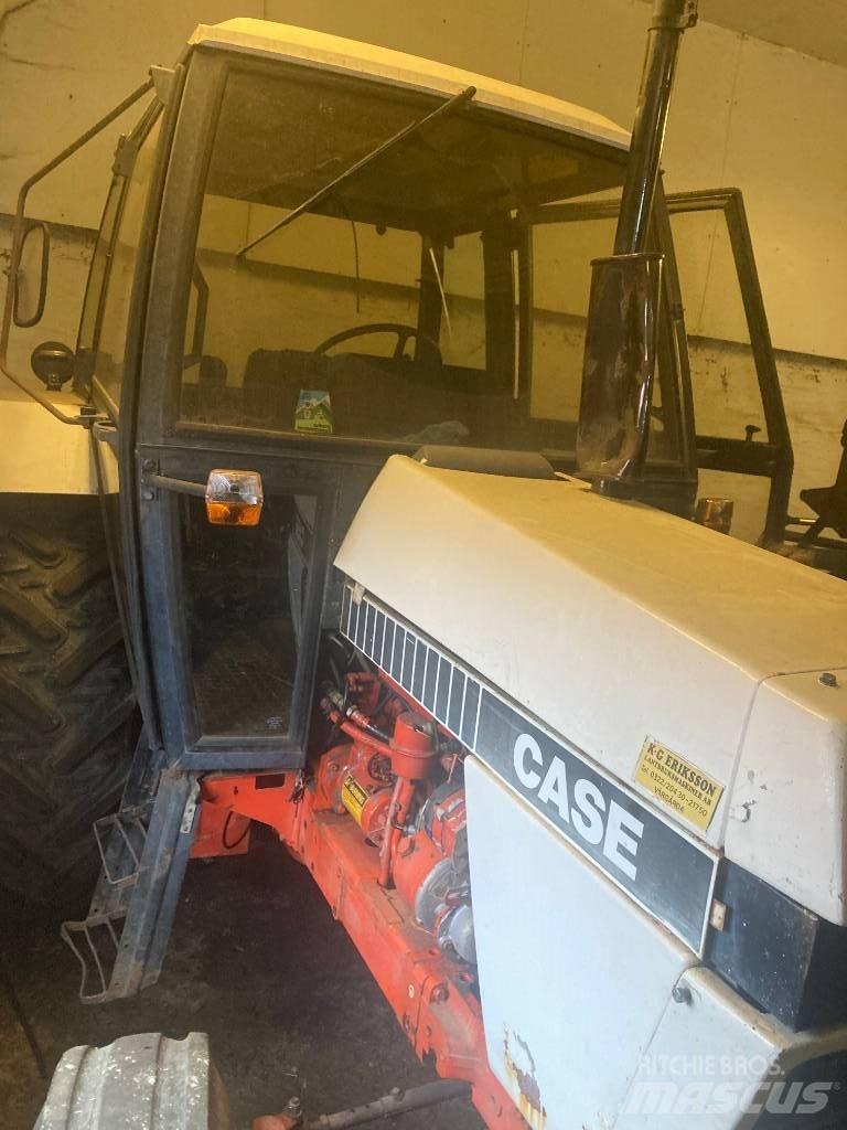 CASE 1390 Tractors