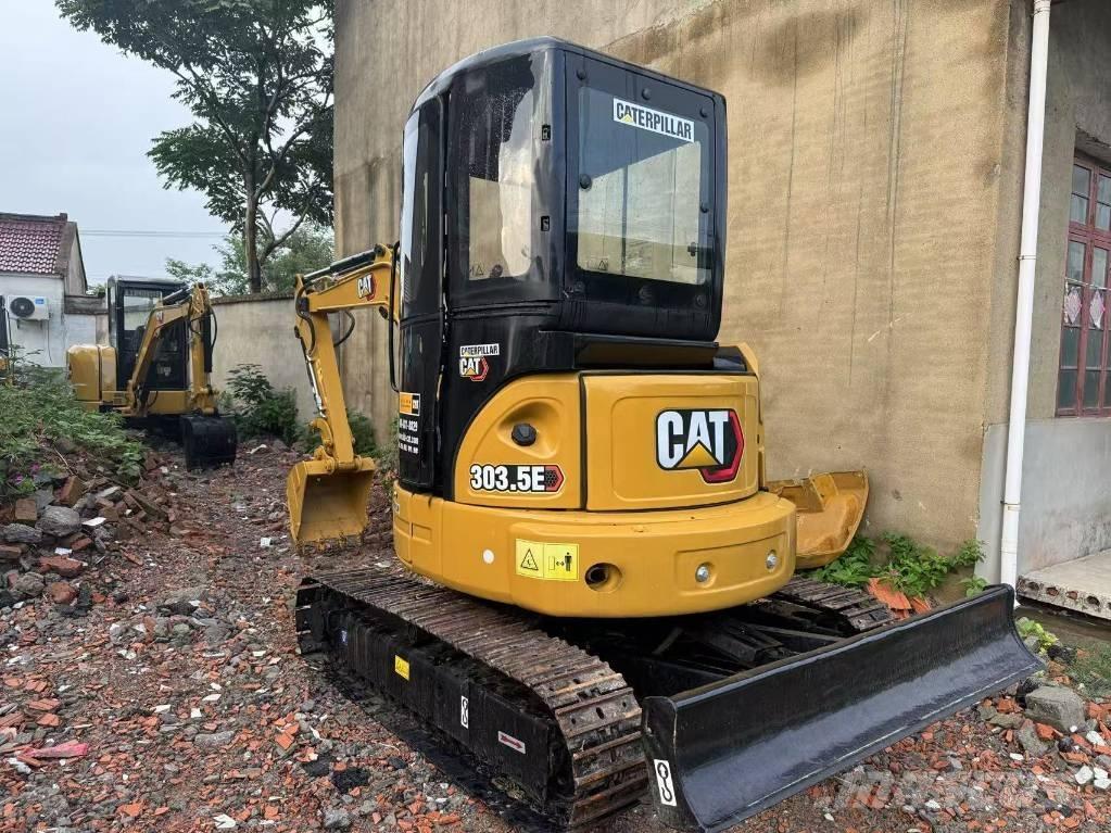 CAT 303.5 E Mini Excavators <7t (Mini Diggers)