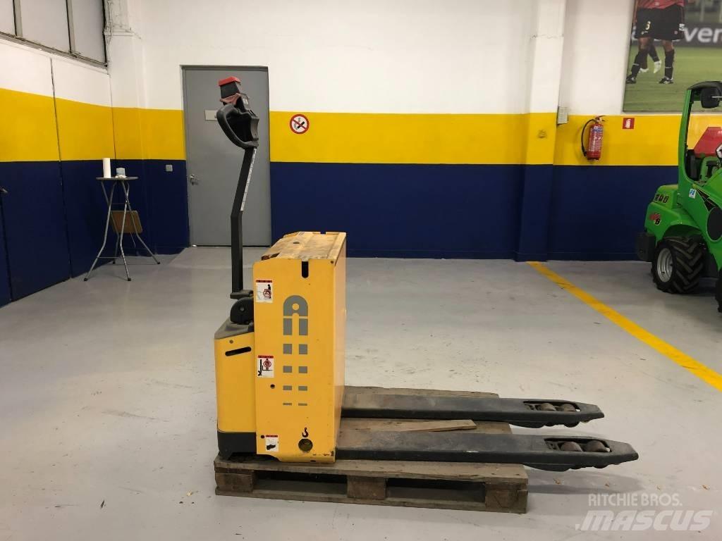 Atlet CLL 180 Manual Pallet Stacker