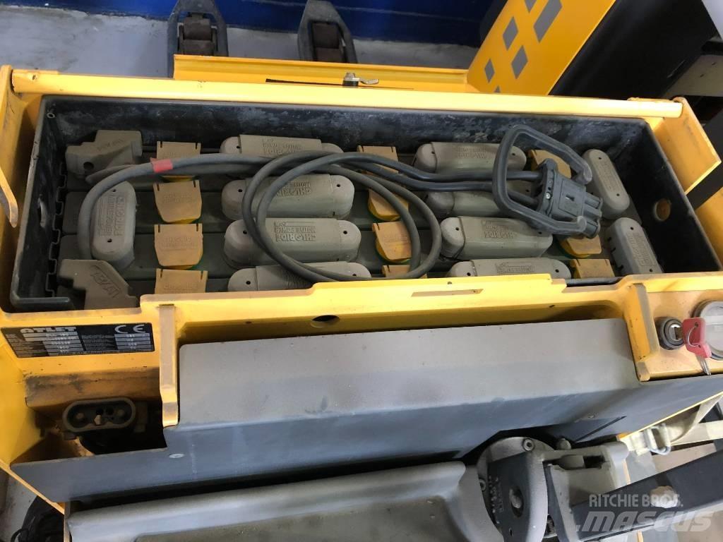 Atlet CLL 180 Manual Pallet Stacker