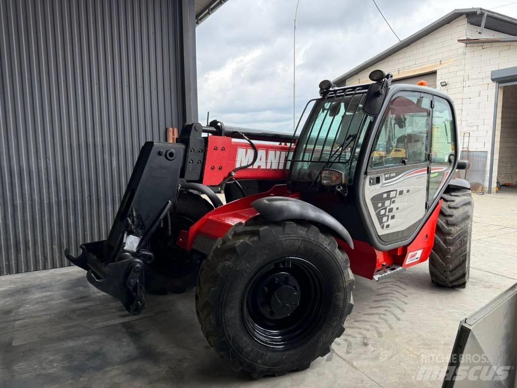 Manitou MT 932 Telescopic Handlers