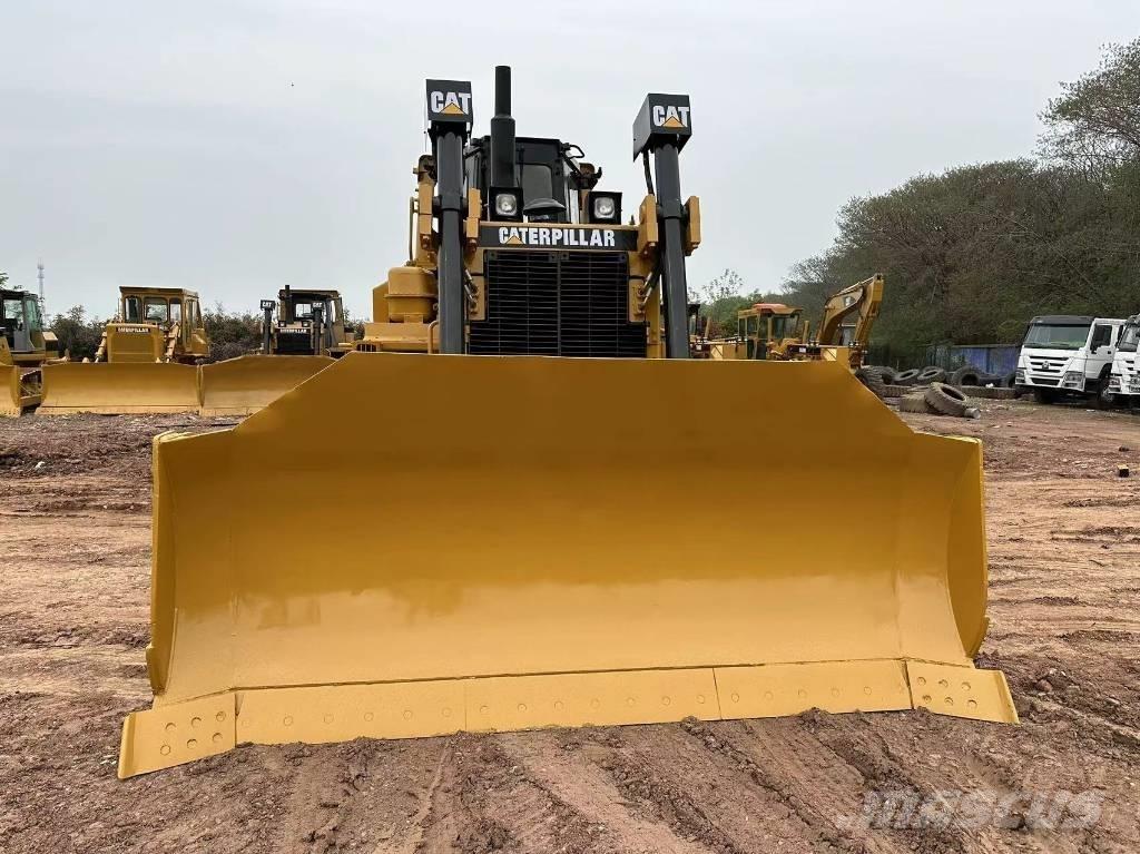 CAT D8R Crawler dozers