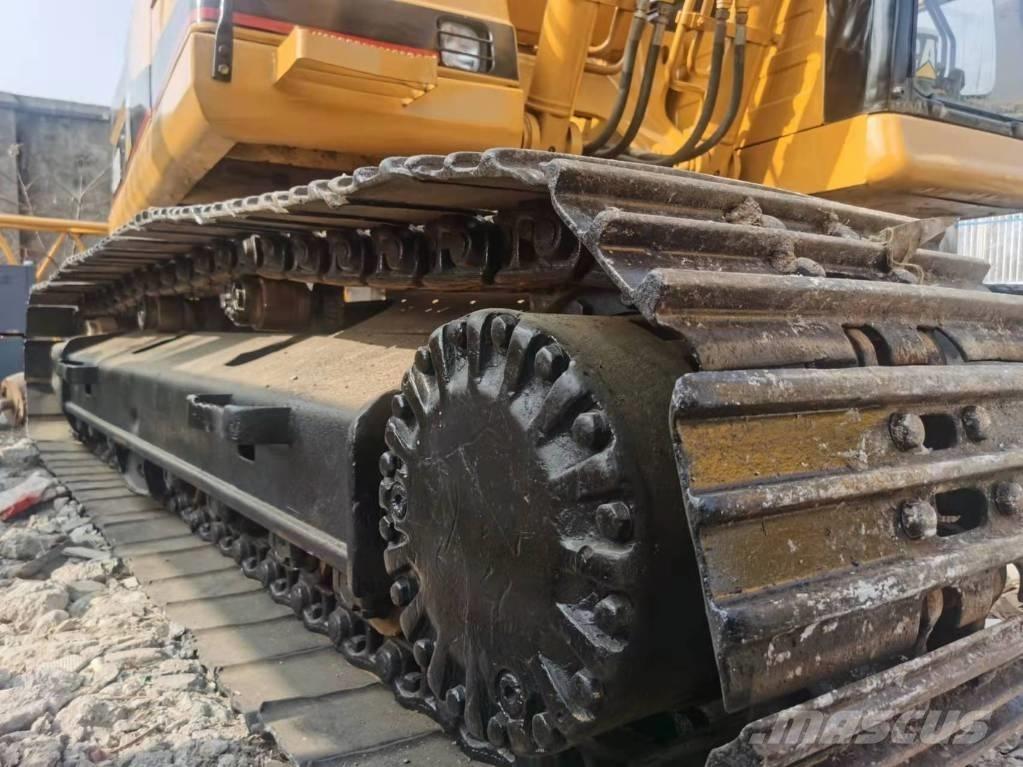CAT 320BL Crawler Excavators