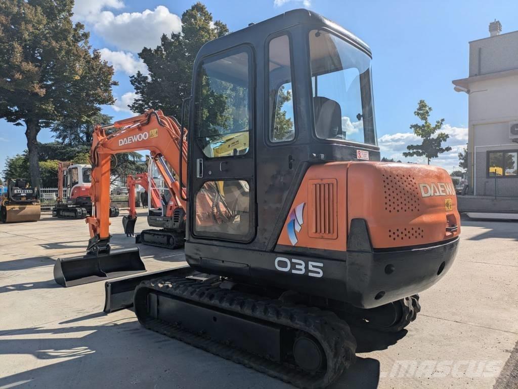 Daewoo Solar 035 Mini Excavators <7t (Mini Diggers)
