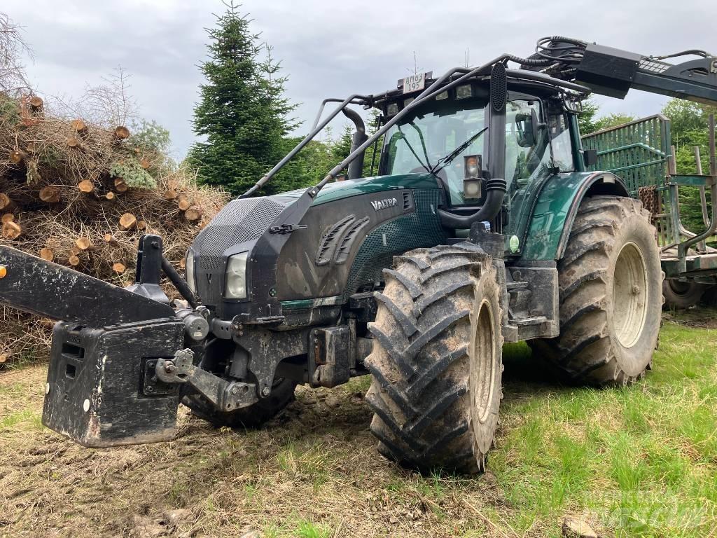 Valtra T 213 V Forestry Tractors