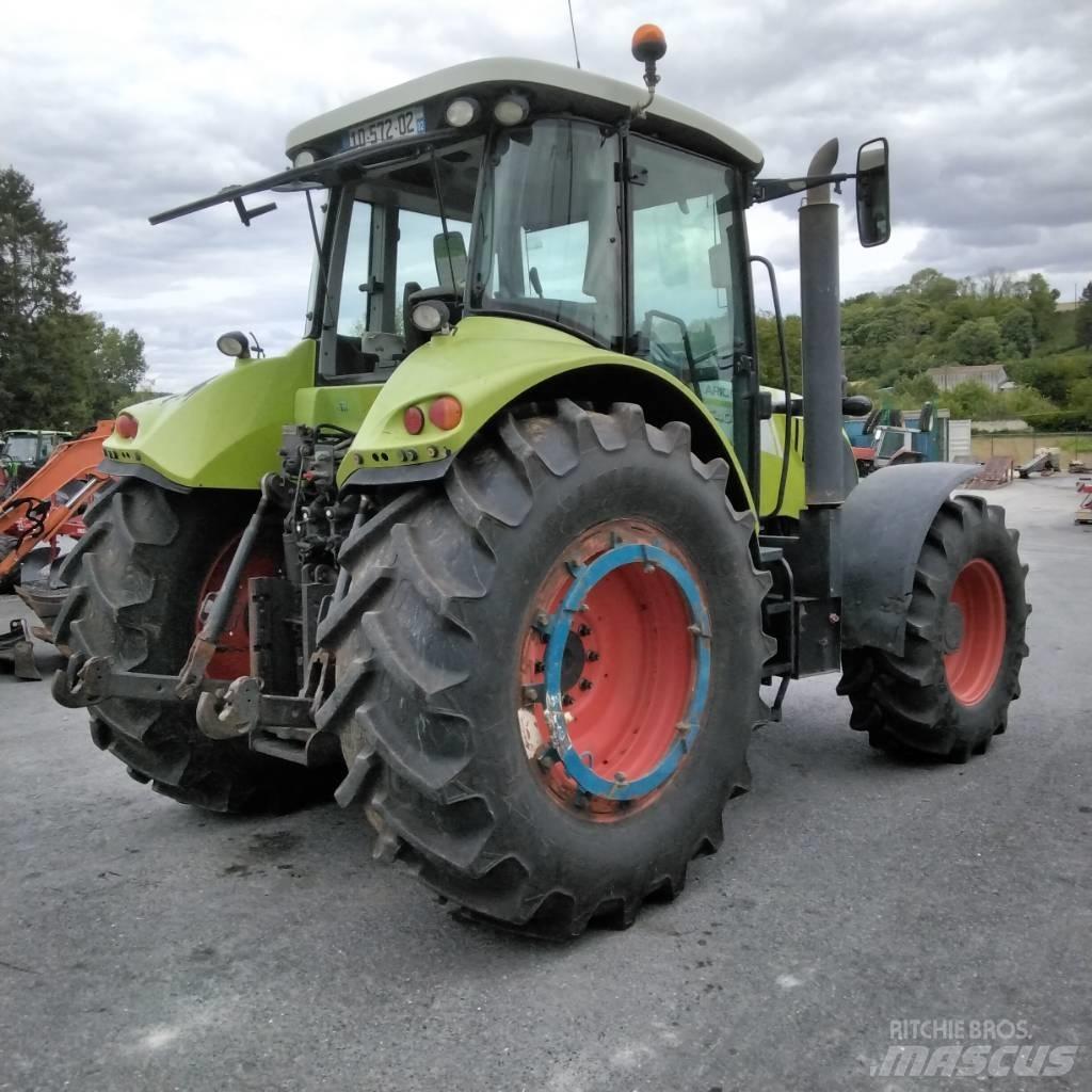 CLAAS Arion 640 Tractors