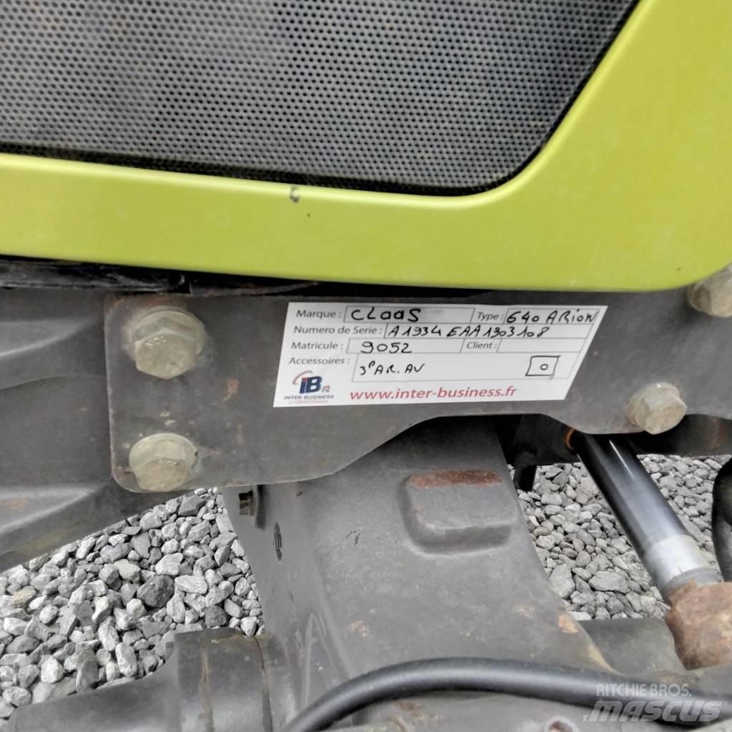 CLAAS Arion 640 Tractors