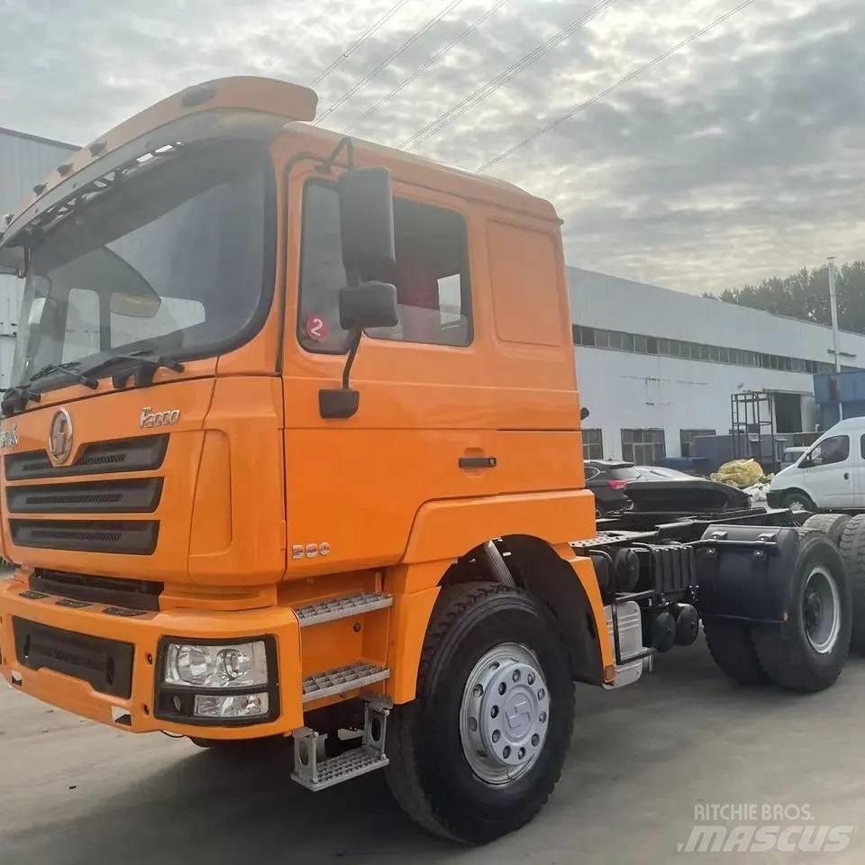 Shacman F3000 6X4 Conventional Trucks / Tractor Trucks