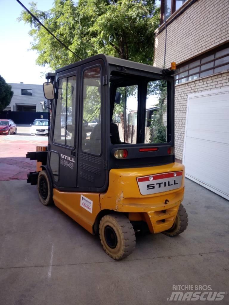 Still R60-45 Electric Forklifts