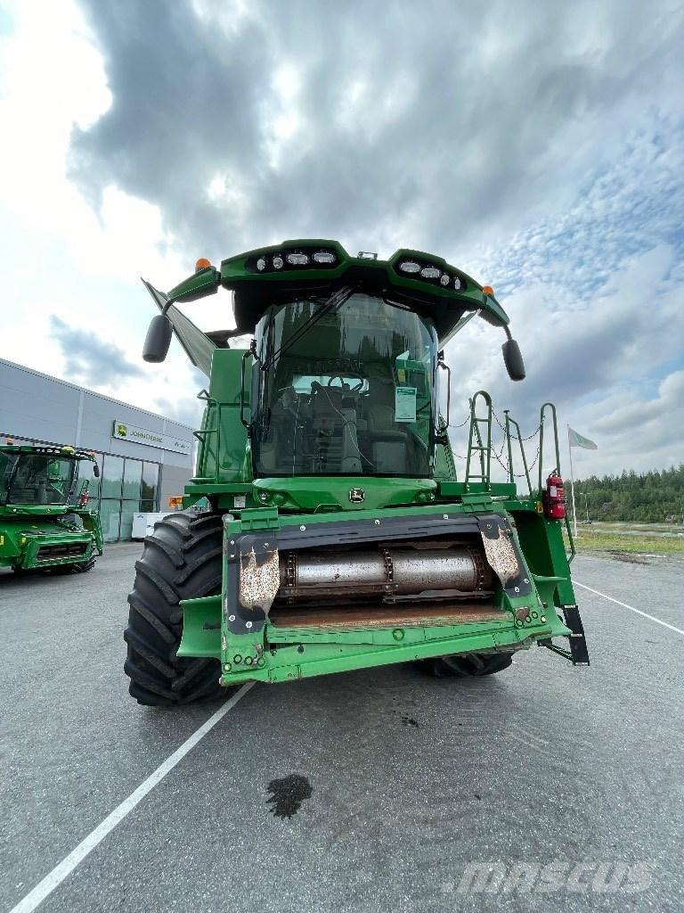 John Deere S 670 i Combine Harvesters