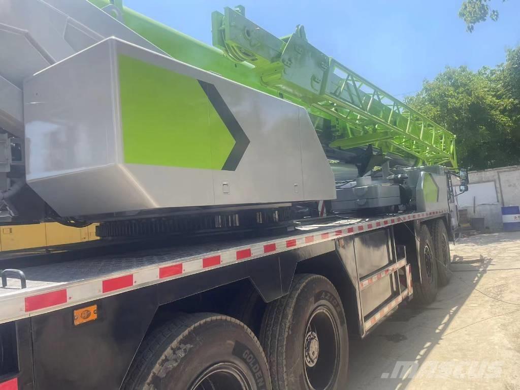 Zoomlion ZVT800 Mobile and all terrain cranes