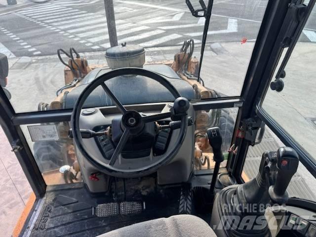 CASE 695 SR-4 PS Backhoe Loaders