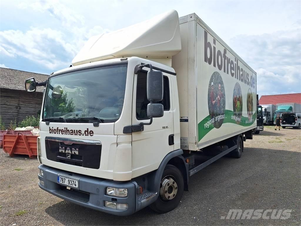 MAN TGL 12.220 Cab & Chassis Trucks
