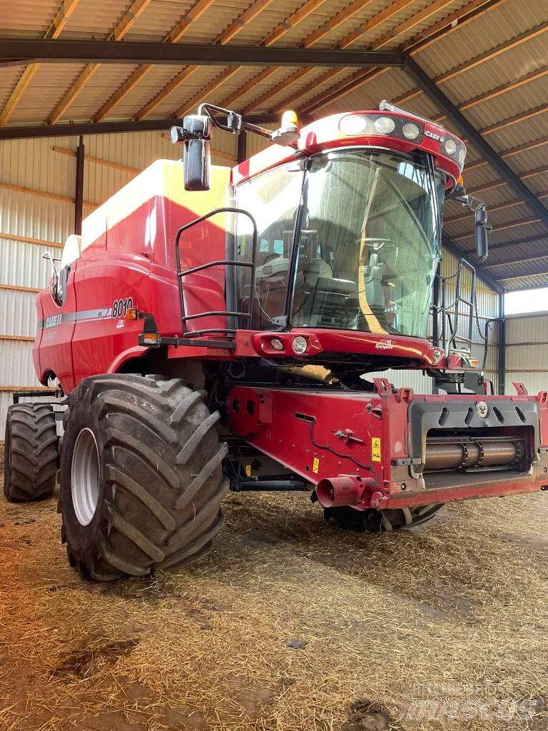 Case IH 8010 Combine Harvesters
