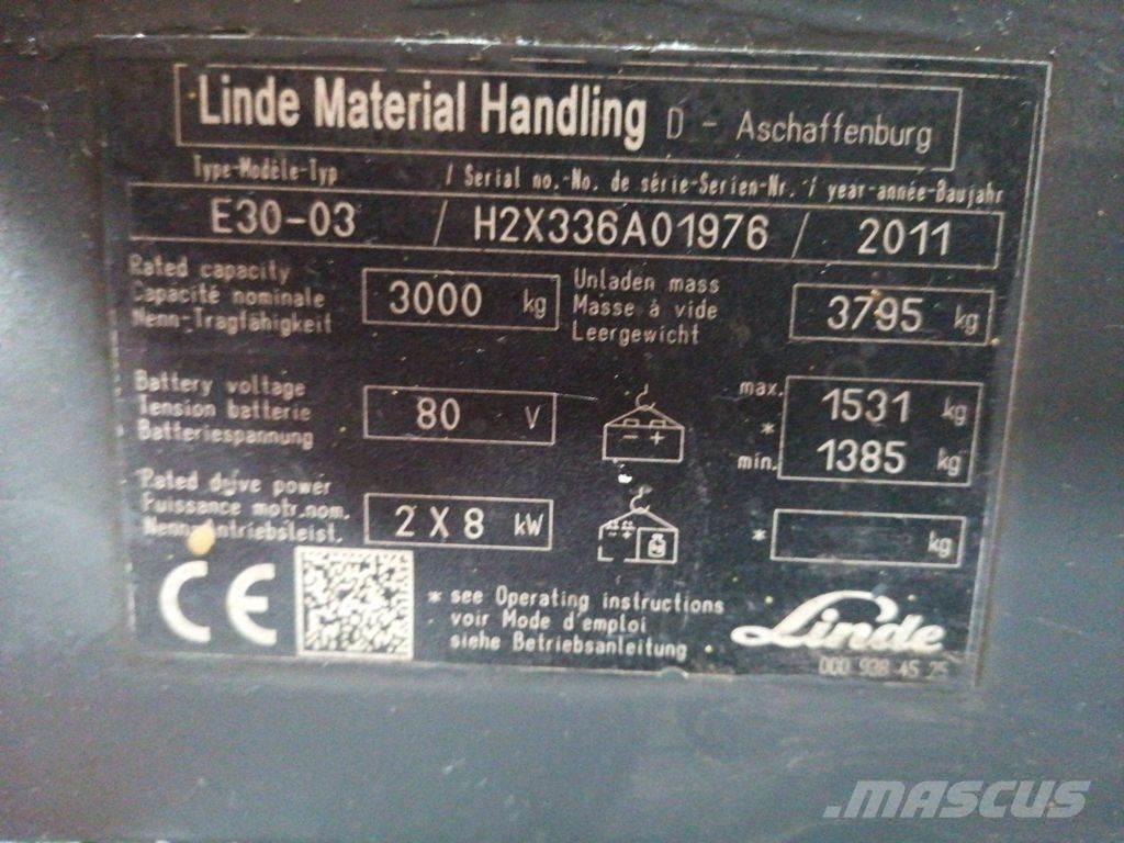 Linde E30-03 Electric Forklifts