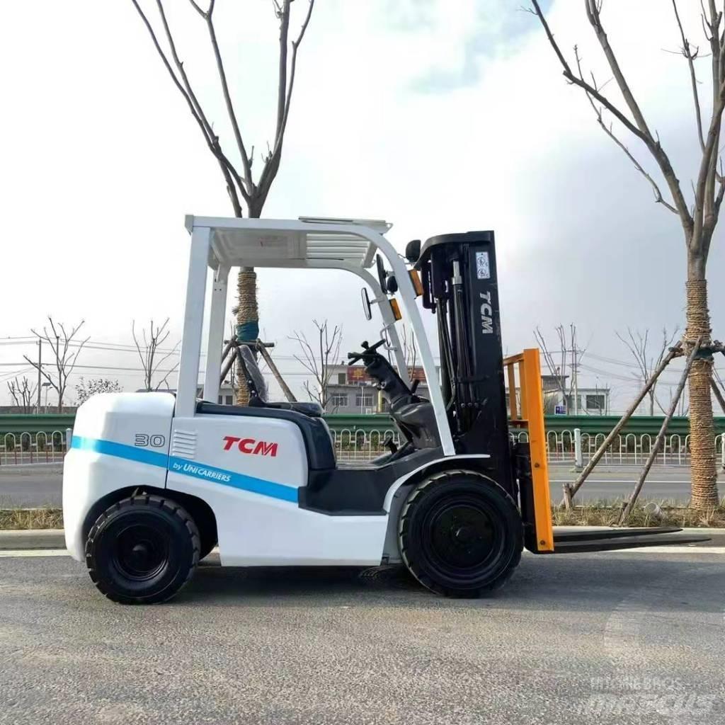 TCM FD30 Diesel Forklifts