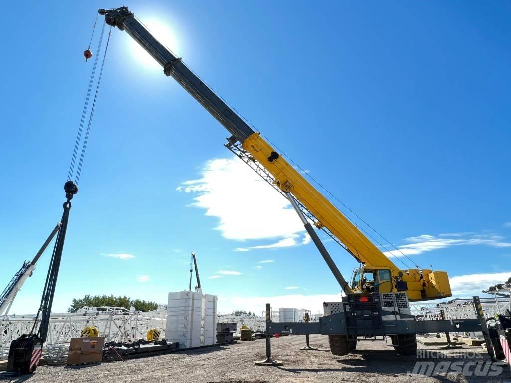 Grove RT 9130 E-2 Rough Terrain Cranes