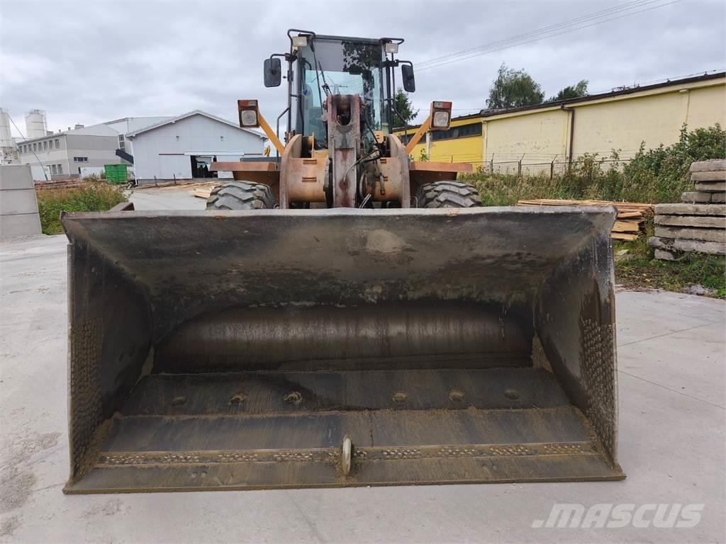 CASE 821C Other