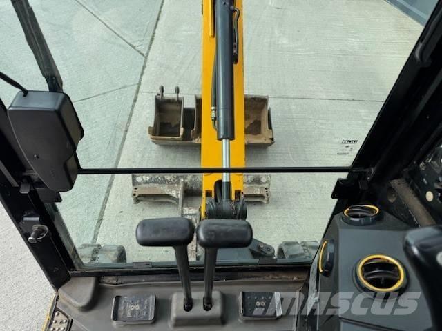 JCB 16C-1 Mini Excavators <7t (Mini Diggers)
