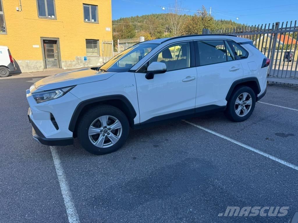 Toyota RAV-4 Automobiles / SUVS