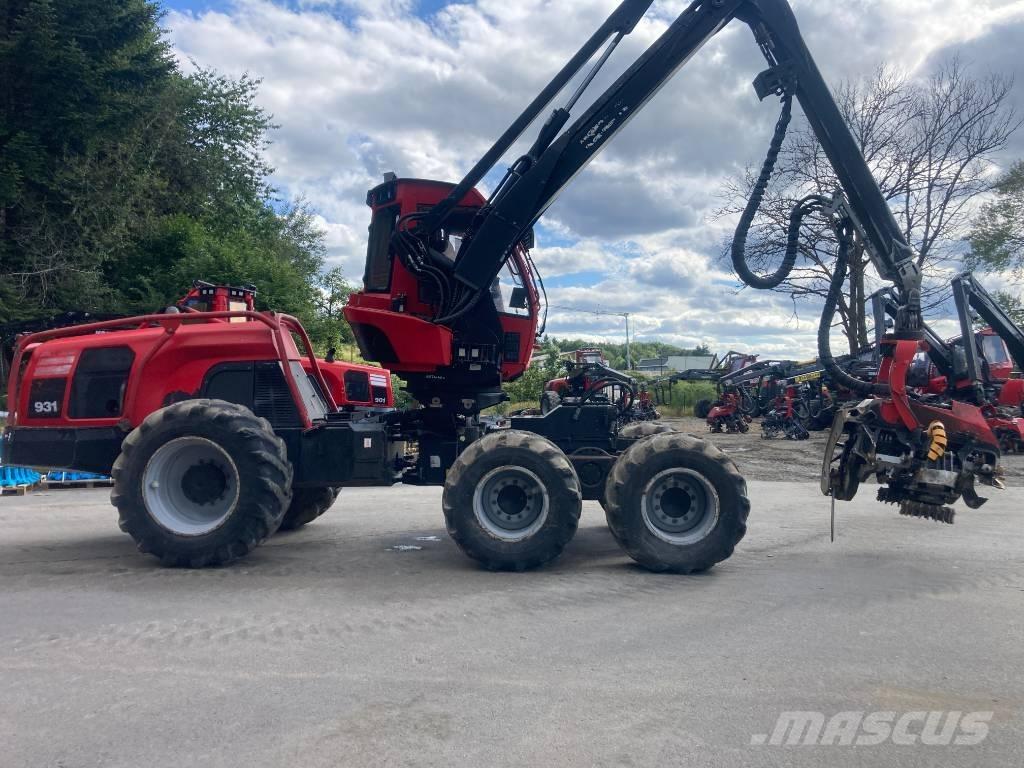 Komatsu 931 Harvesters