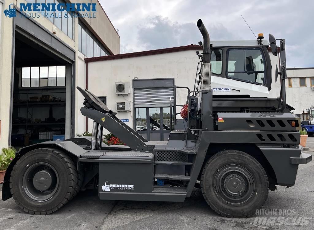 Terberg RT 382 Shunt Trucks
