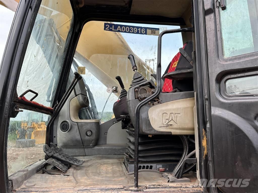 CAT 330 D L Crawler Excavators