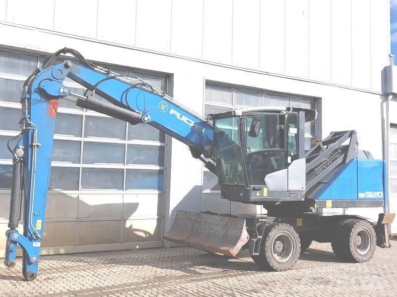 Fuchs MHL 320 F Waste / Industry Handlers