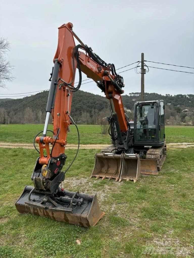 Hitachi ZX85USB-6 Mini excavators  7t - 12t