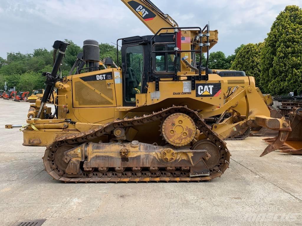 CAT D 6 T XLVP Crawler dozers