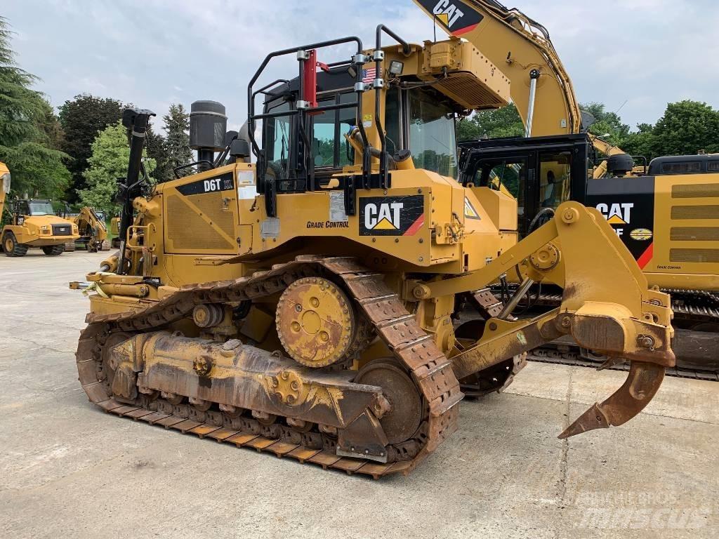 CAT D 6 T XLVP Crawler dozers