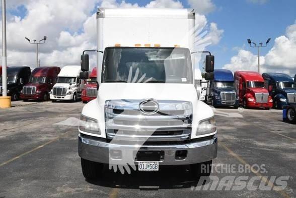 Hino 268A Conventional Trucks / Tractor Trucks
