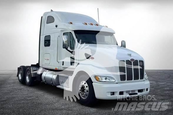 Peterbilt 387 Conventional Trucks / Tractor Trucks